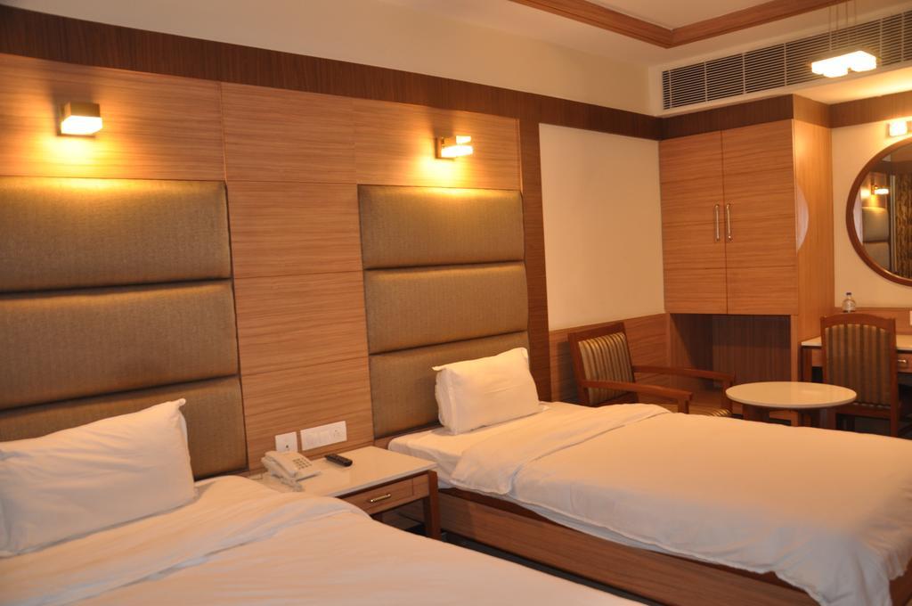Hotel SMS Grand Inn Vellore Exterior foto